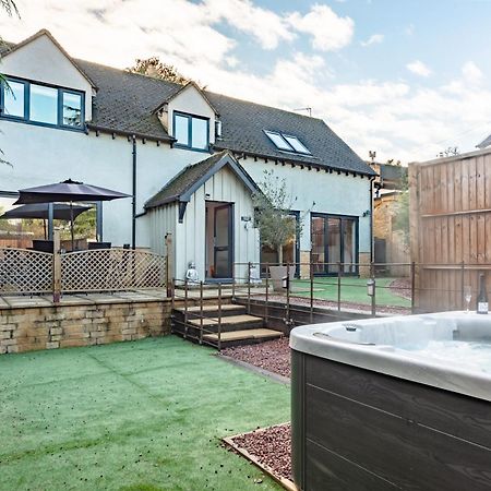 Cotswold Holiday Let With Hot Tub - The Old Garage Chipping Norton Εξωτερικό φωτογραφία