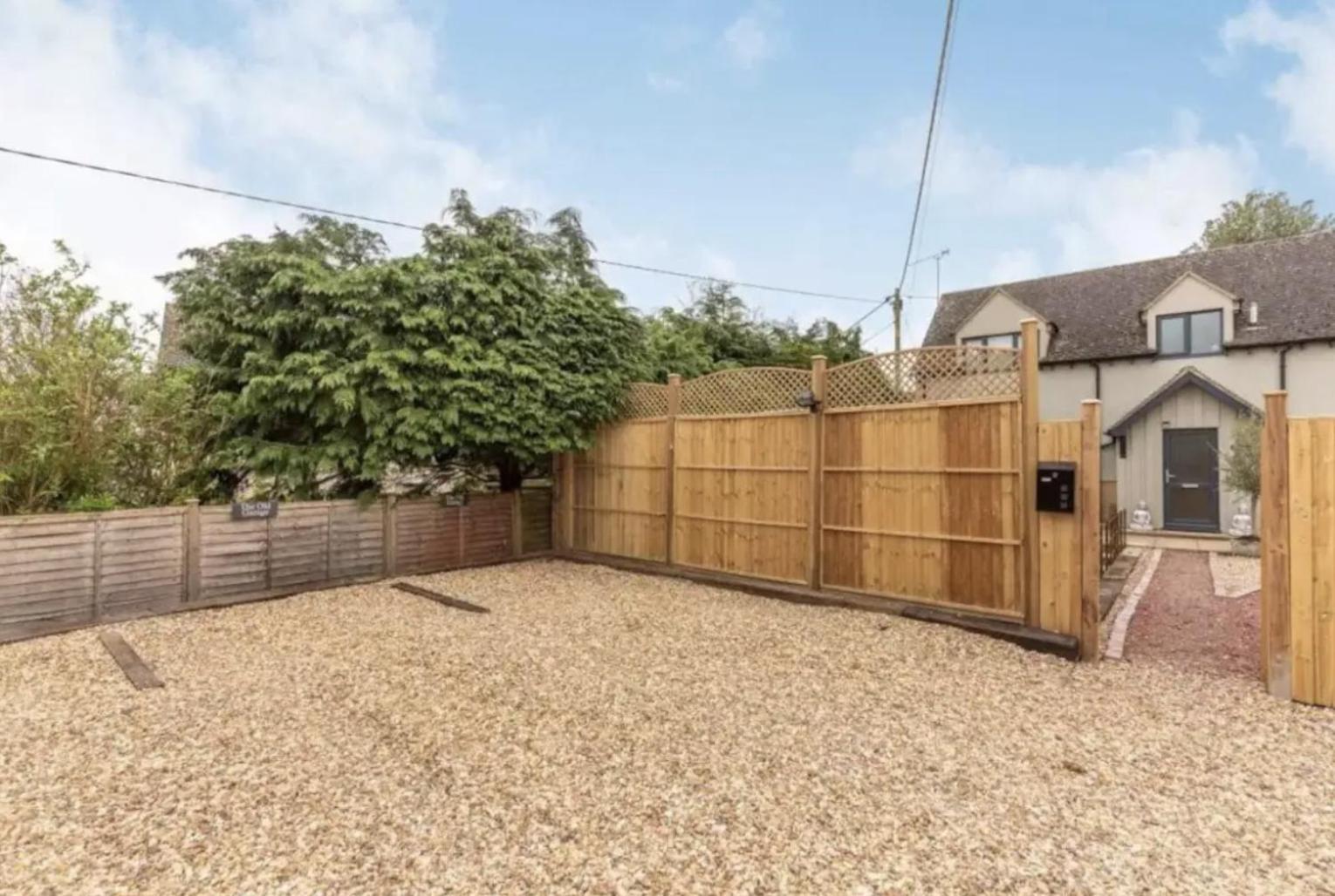 Cotswold Holiday Let With Hot Tub - The Old Garage Chipping Norton Εξωτερικό φωτογραφία