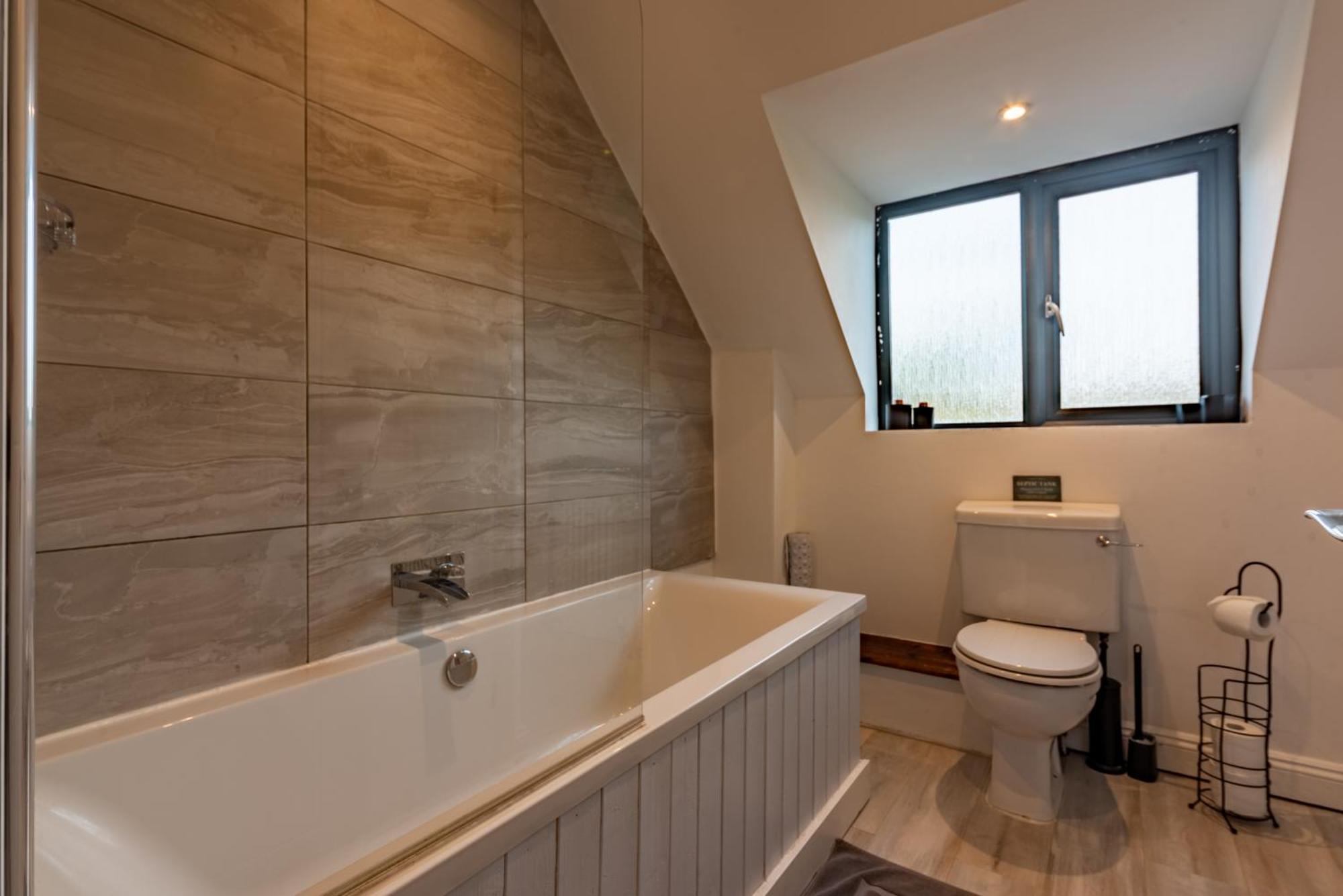 Cotswold Holiday Let With Hot Tub - The Old Garage Chipping Norton Εξωτερικό φωτογραφία